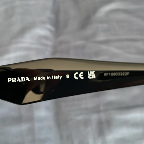 Prada sunglasses - Picture 6 of 6